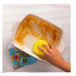 Magiczna żółta gąbka zmywak profilowany Scrub Daddy 1 szt